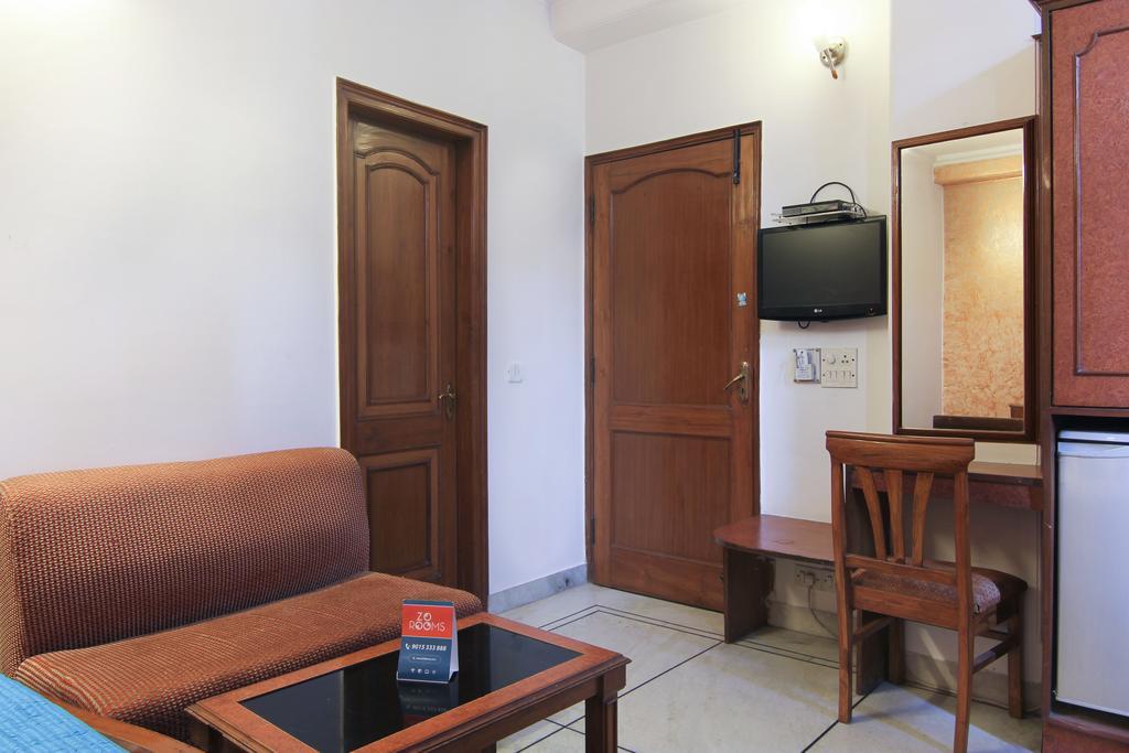 Hotel Rahul Palace Нью-Дели Экстерьер фото